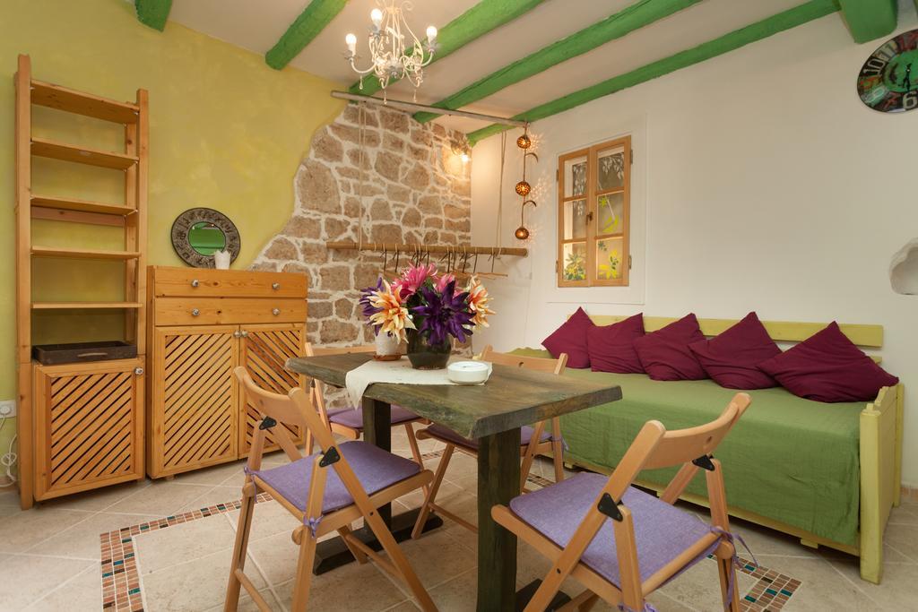 With Garden In Appartement *